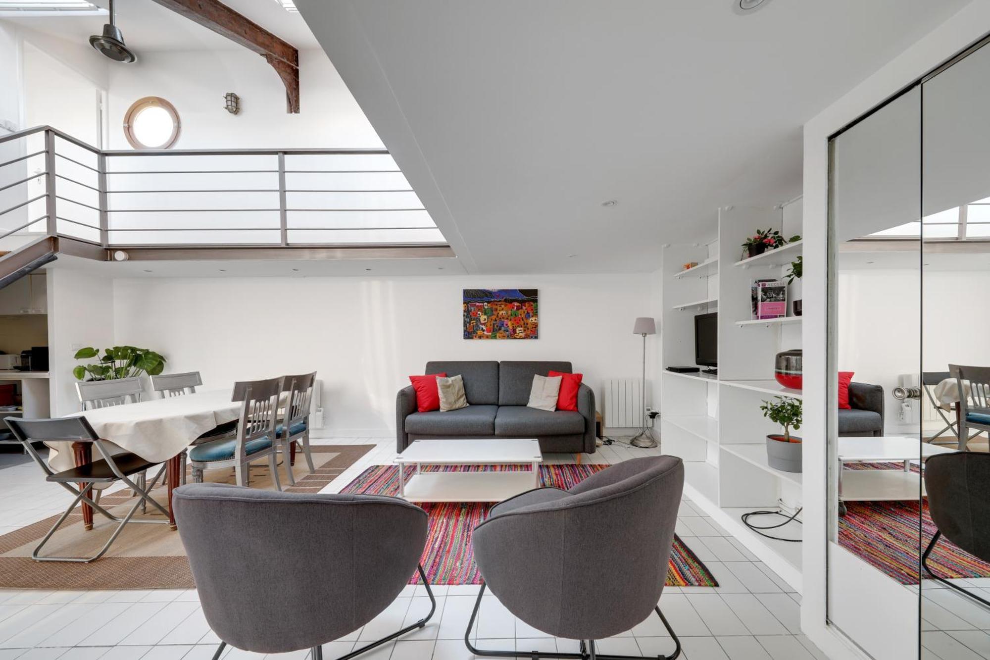 Large Luxury Loft For 6 People By Weekome Appartamento *