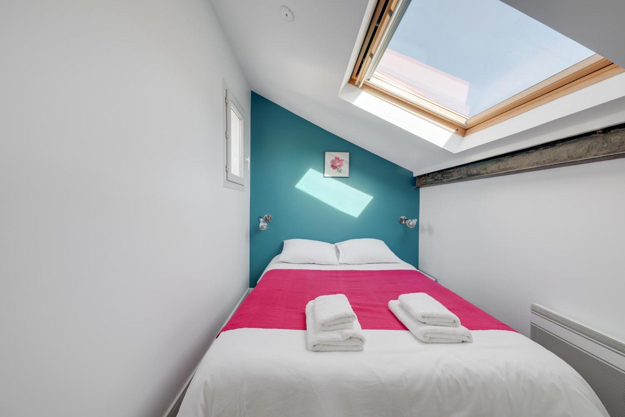 Large Luxury Loft For 6 People By Weekome Appartamento Parigi
